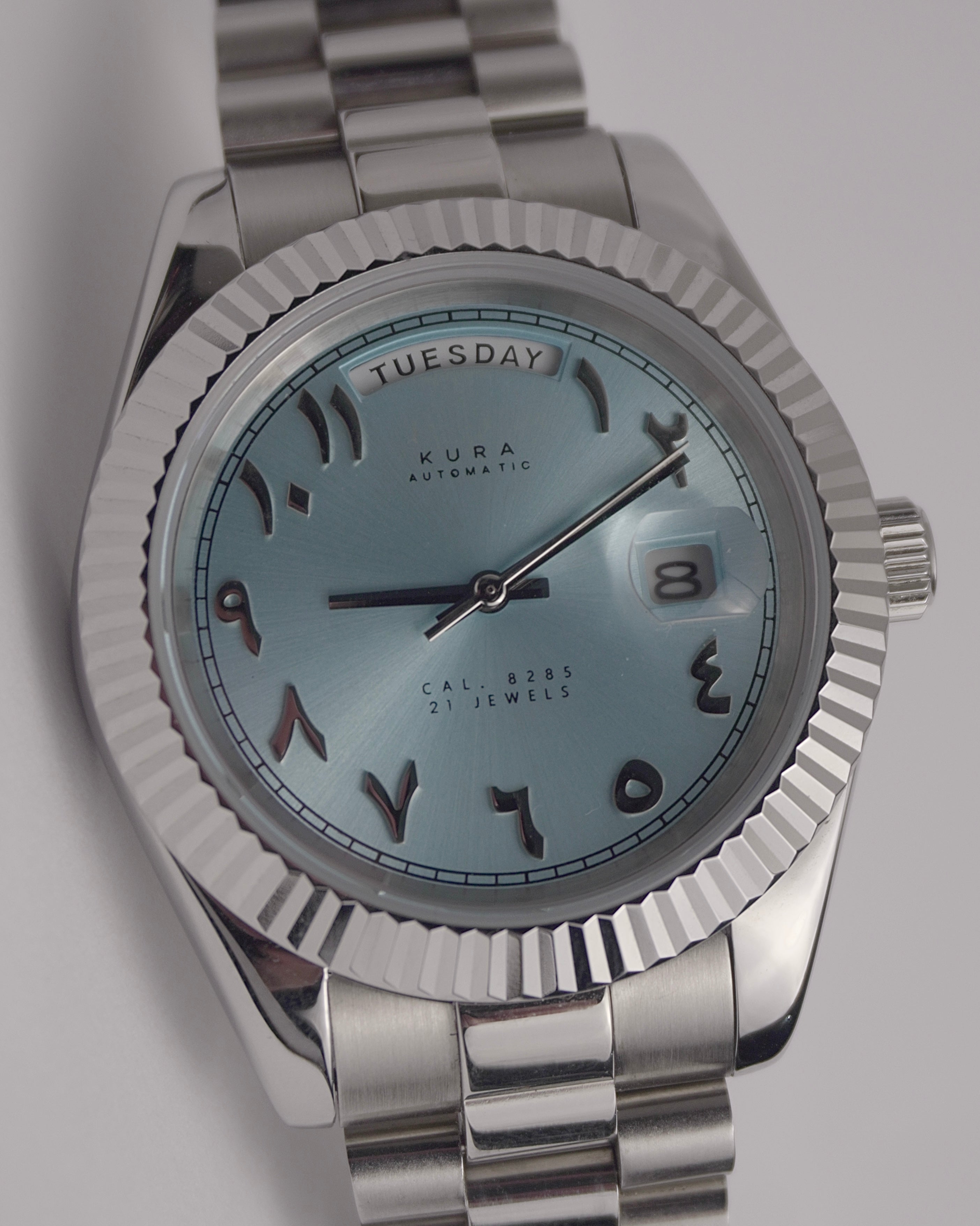 Kura "Grand-Date" Skye Blue